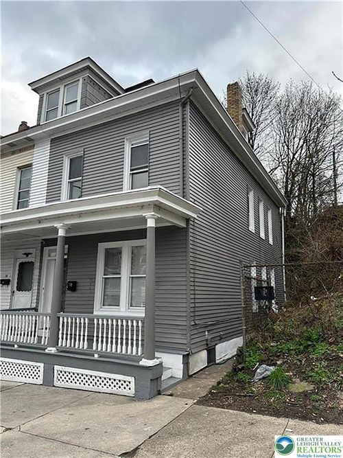 712 Northampton St, EASTON, PA, 18042-4228 | Card Image