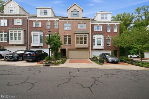 1719 22nd Ct N, ARLINGTON, VA, 22209-1133 | Card Image
