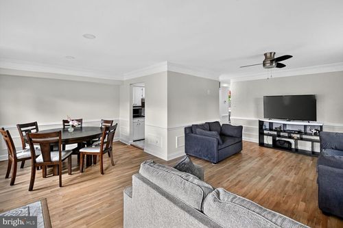 49e-3890 Mariposa Pl, ALEXANDRIA, VA, 22309-1430 | Card Image