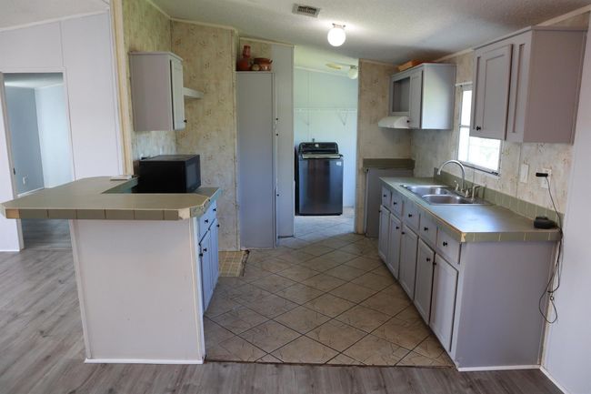 817 E 7 Th St, House other with 3 bedrooms, 2 bathrooms and null parking in Pahokee FL | Image 11