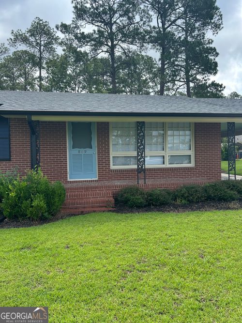 809 Penn Pl, Tifton, GA, 31794-3836 | Card Image