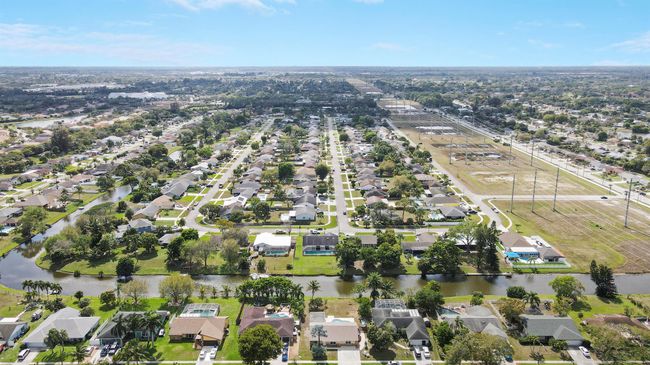 222 Las Palmas St, House other with 4 bedrooms, 3 bathrooms and null parking in Royal Palm Beach FL | Image 29