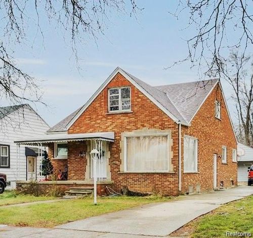 7349 Warwick St, Detroit, MI, 48228-4500 | Card Image