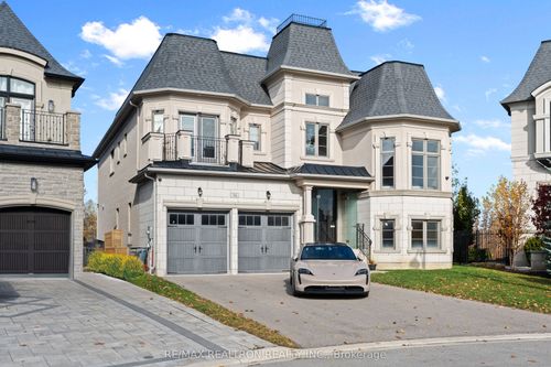 56 Ria Crt, King City, ON, L7B0N5 | Card Image