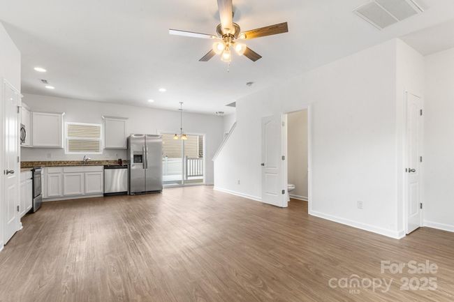 2005 Amos Oaks Ln, House other with 3 bedrooms, 3 bathrooms and null parking in Charlotte NC | Image 9