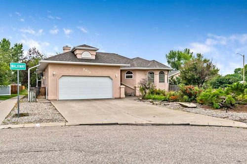 5410 2a St W, Claresholm, AB, T0L0T0 | Card Image