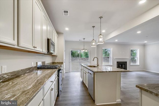 7947 Lee Hall Rd, House other with 5 bedrooms, 4 bathrooms and null parking in PASADENA MD | Image 17