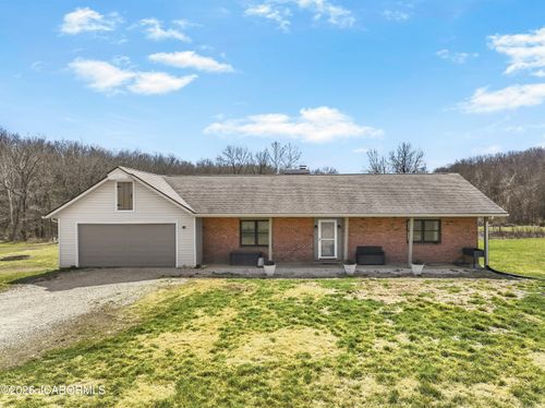 8907 Kings Chapel Rd, CENTERTOWN, MO, 65023-3314 | Card Image