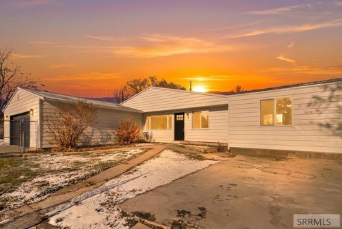 1055 Garfield Street, Idaho Falls, ID, 83401 | Card Image