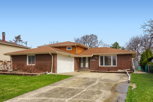 5224 156th St, Oak Forest, IL, 60452-3307 | Card Image