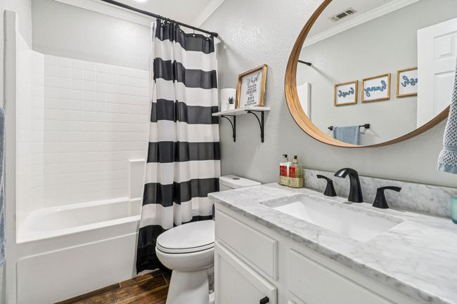 1708 Crestmeadow Ln, House other with 3 bedrooms, 2 bathrooms and null parking in Mansfield TX | Image 26
