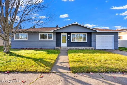 2619 N 6th St, Coeur D Alene, ID, 83815-4905 | Card Image