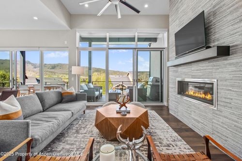 236 Overlook Rdg, Carbondale, CO, 81623-8662 | Card Image