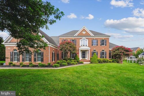 12825 Rose Grove Dr, Oak Hill, VA, 20171-1752 | Card Image