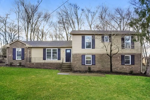 3529 Wood Bridge Dr, Nashville, TN, 37217-4545 | Card Image