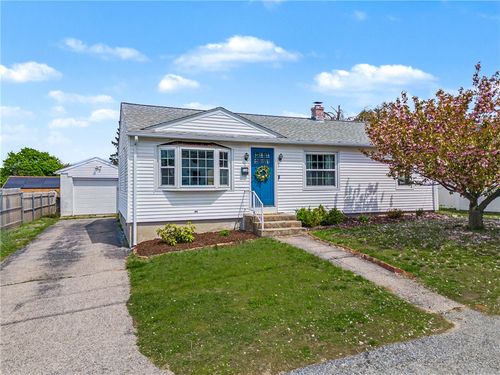 116 Volturno St, North Providence, RI, 02904-5064 | Card Image