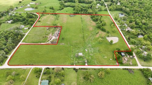 2862 County Road 2355, Moberly, MO, 65270-4411 | Card Image