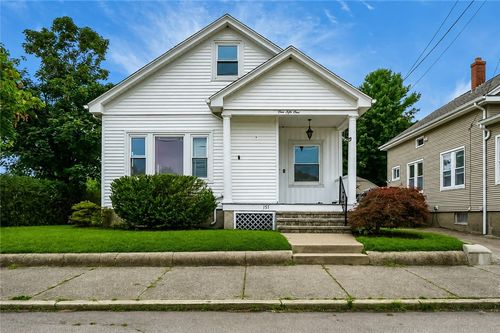 151 Bloomfield Street, Pawtucket, RI, 02861 | Card Image