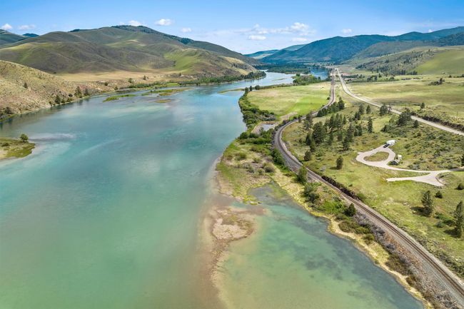 9701 Mt Highway 200, House other with 3 bedrooms, 2 bathrooms and null parking in Dixon MT | Image 55
