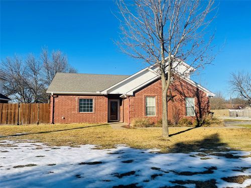 103 W 6th St, Lindsay, TX, 76250-2118 | Card Image