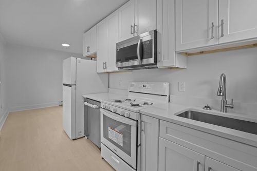 6 Coffin Avenue Ct, New Bedford, MA, 02746-1736 | Card Image