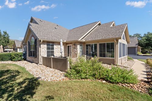 32-30 Wildwood Dr, Georgetown, TX, 78633-5327 | Card Image