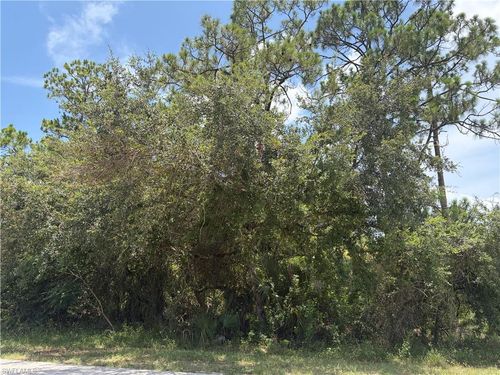 806 E 6th St, Lehigh Acres, FL, 33972-4052 | Card Image