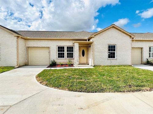 9508 Quaker Ct, Rosharon, TX, 77583-4839 | Card Image