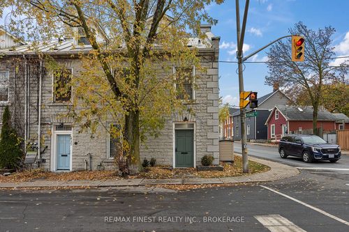 114 Yonge St, Kingston, ON, K7M1E7 | Card Image
