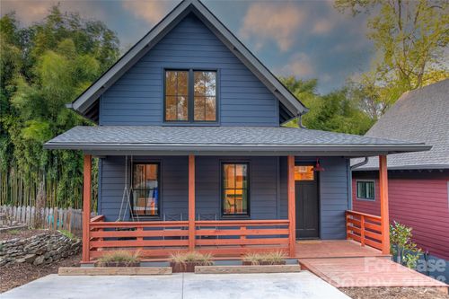 12 Waverly Rd, Asheville, NC, 28803-2231 | Card Image