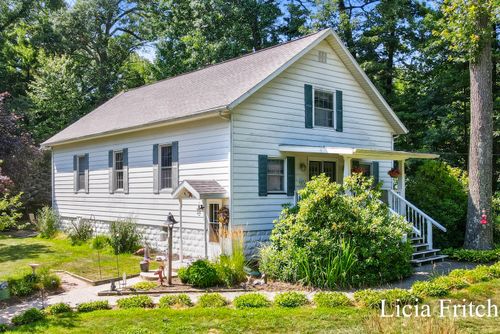 6421 Durham Rd, Whitehall, MI, 49461-9227 | Card Image
