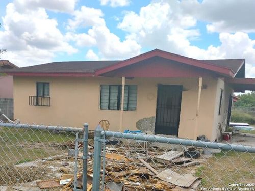 2106 Thelma Ave, Donna, TX, 78537-4755 | Card Image
