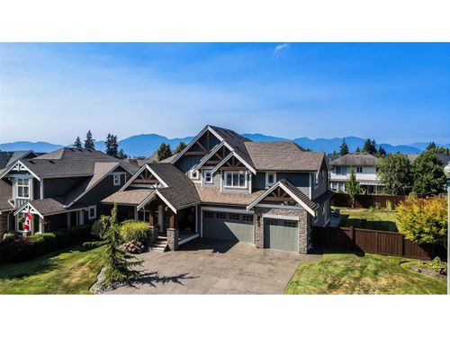 44597 Mclaren Dr, Chilliwack, BC, V2R0A4 | Card Image