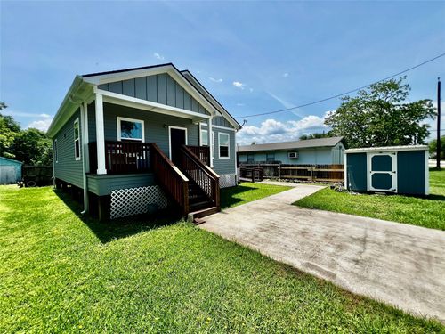 313 Rorem Ave, Palacios, TX, 77465-3954 | Card Image