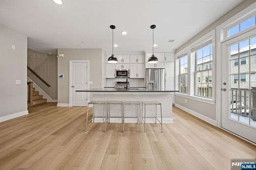 30 Arnold Drive, Wood Ridge, NJ, 07075 | Card Image