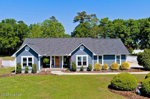 112 Magens Way, Cedar Point, NC, 28584-8043 | Card Image