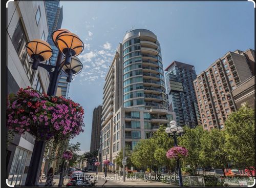 604-8 Scollard Street, Toronto, ON, M5R1E9 | Card Image