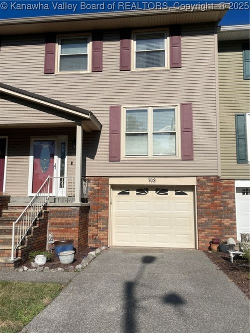 703 Woodland Dr, Nitro, WV, 25143-7257 | Card Image