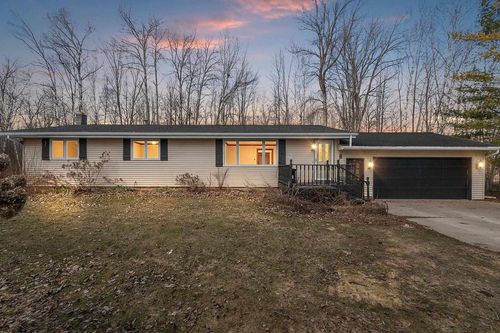 N5445 State Hwy 32, GREEN VALLEY, WI, 54137 | Card Image