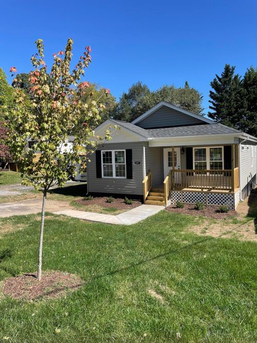 1507 23rd St Ne, Roanoke, VA, 24012-6005 | Card Image