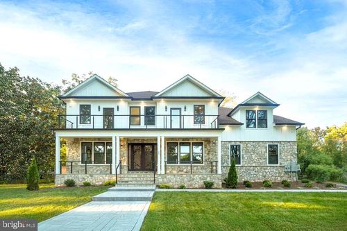 9900 Barbara Ann Ln, FAIRFAX, VA, 22032-1001 | Card Image