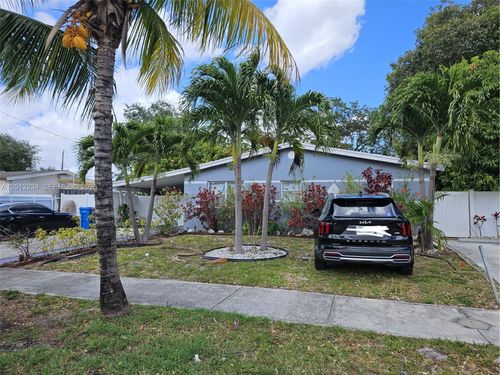 1-4201 Sw 32nd Dr, West Park, FL, 33023-5663 | Card Image