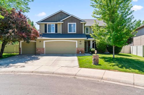 4521 W Quaker Ridge Dr, Meridian, ID, 83646-5048 | Card Image