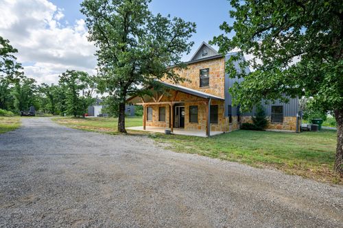 146 Julie Dr, Mineral Wells, TX, 76067-1967 | Card Image