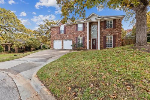 4270 Hearthside Drive, Grapevine, TX, 76051 | Card Image