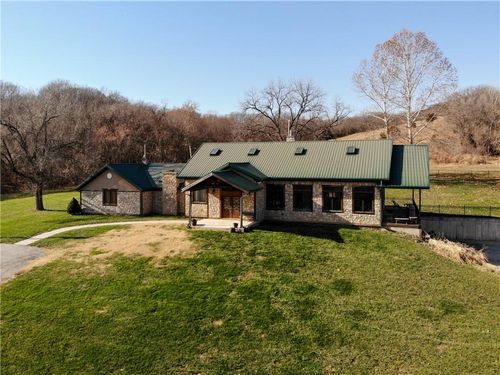 34510 Iatan Rd, Weston, MO, 64098-9262 | Card Image