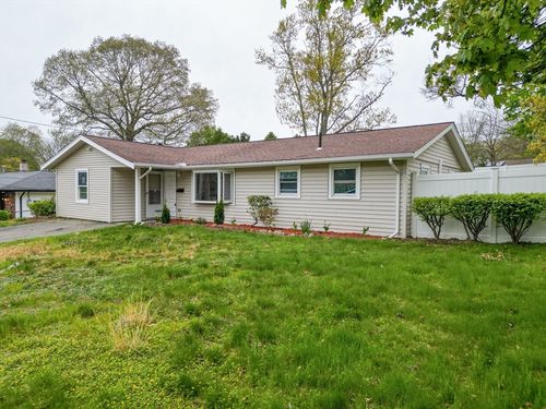64 Budd Ave, Brockton, MA, 02302-2840 | Card Image
