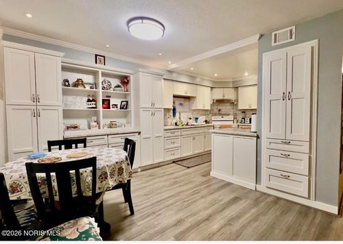 1662 Brownstone Blvd, Toledo, OH, 43614-1306 | Card Image