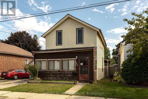 134 Catharine Ave, Brantford, ON, N3T1Y4 | Card Image