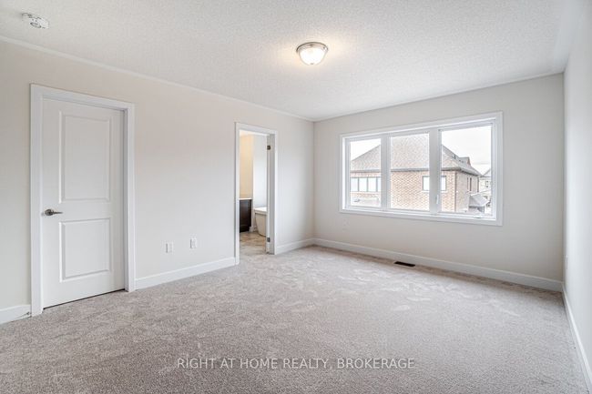 637 Etheridge Ave, House other with 4 bedrooms, 3 bathrooms and 1 parking in Milton ON | Image 20